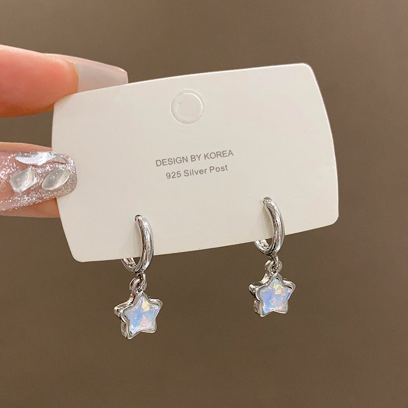 Klassinen Korvarengas ajattomalla viehätyksellä