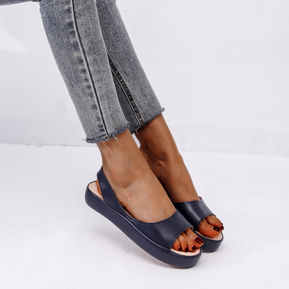 Klassiset Ortopediset Sandaalit Ajattomalla Tyylillä