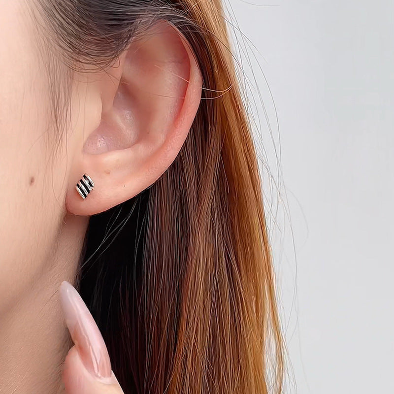 Klassinen Korvarengas ajattomalla viehätyksellä