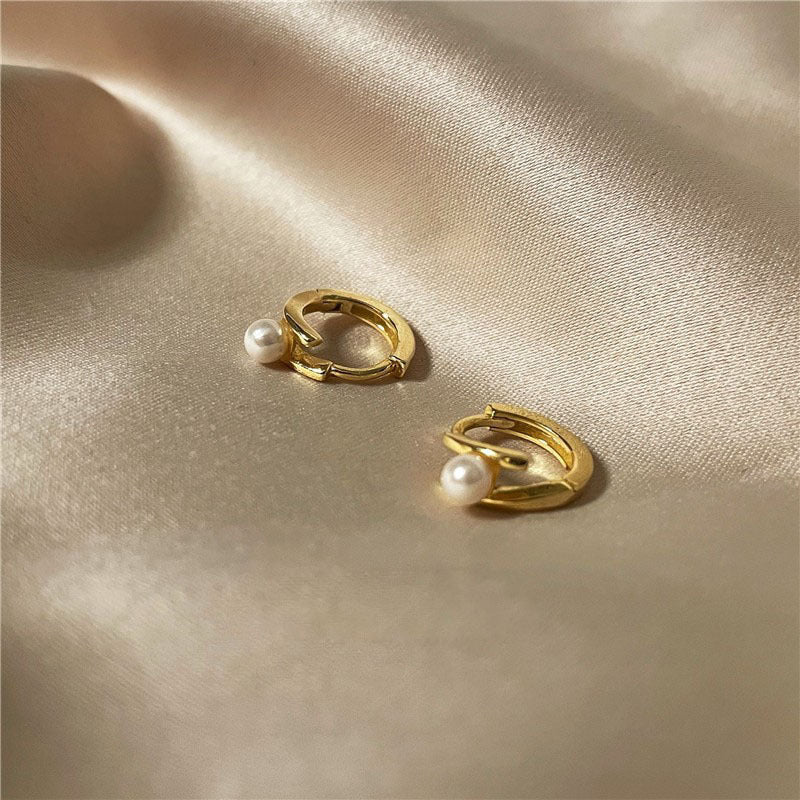 Käsintehty vintage Korvarengas