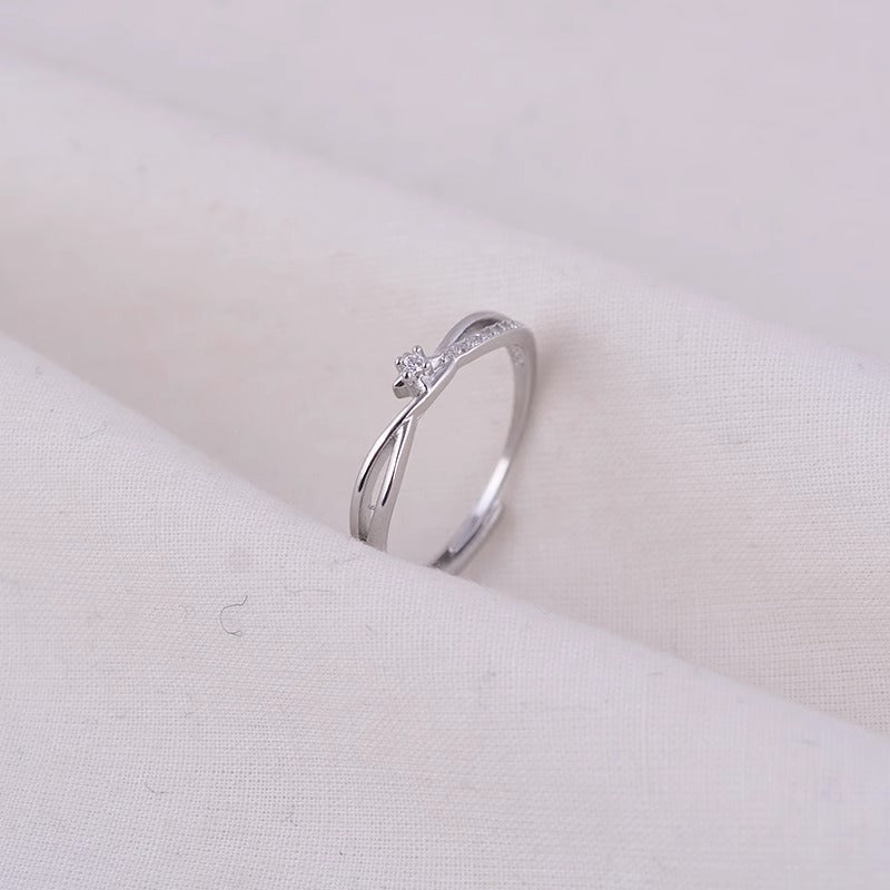 Kaunis Hopea Sormus ainutlaatuisella tyylillä