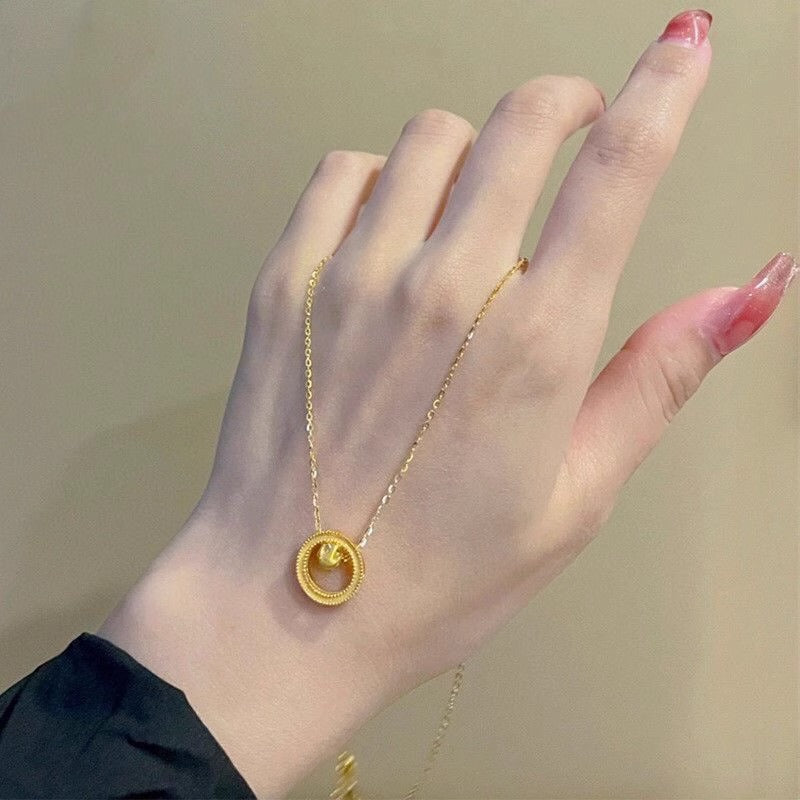 Elegantti Kulta Kaulakoru jokaiseen tilaisuuteen