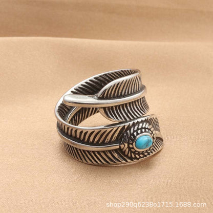 Klassinen Sormus ajattomalla viehätyksellä