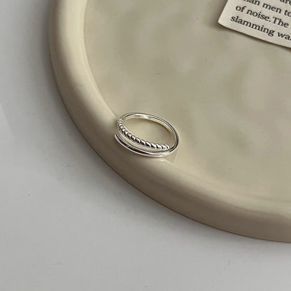 Kaunis Sormus ainutlaatuisella tyylillä