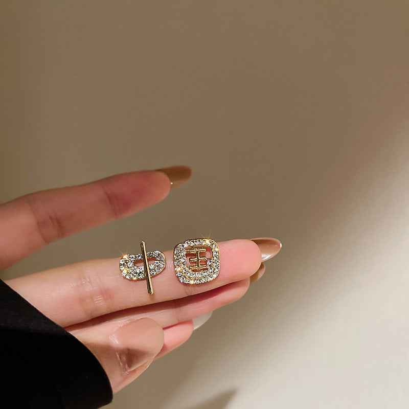 Herkkä käsityö Korvarengas