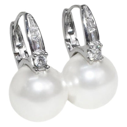 Romanttinen Kulta Sormus erityisiin hetkiin