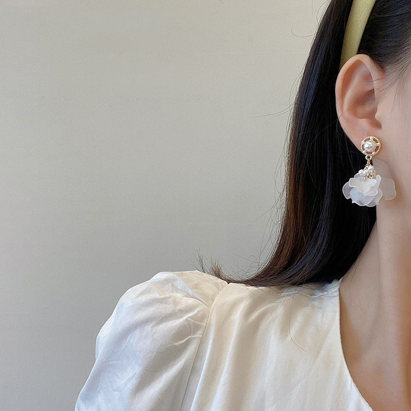 Upea Helmi Korvarengas päivittäiseen käyttöön