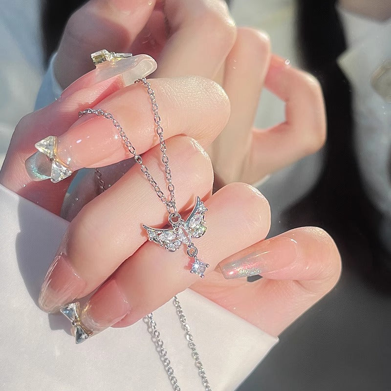 Käsintehty vintage Kaulakoru