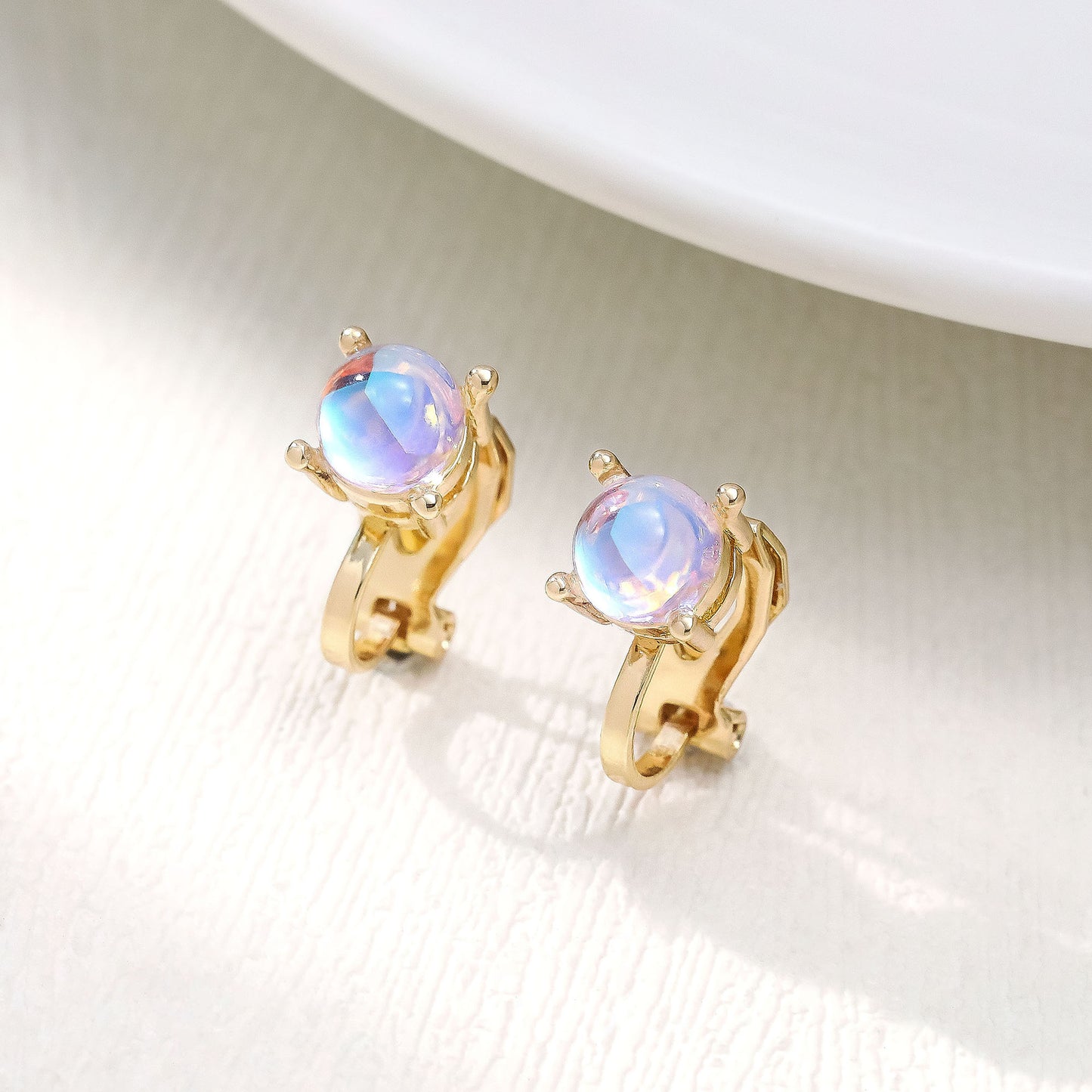 Hurmaava Korvarengas jokaiseen tilaisuuteen