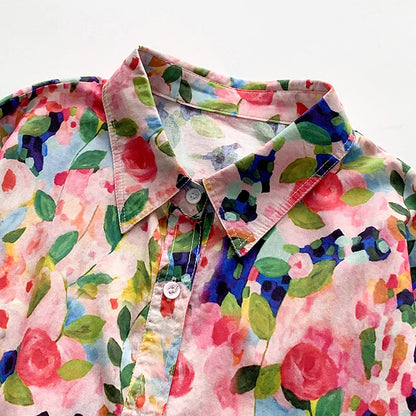 Sophisticated Blouse with a Clean Classic Look