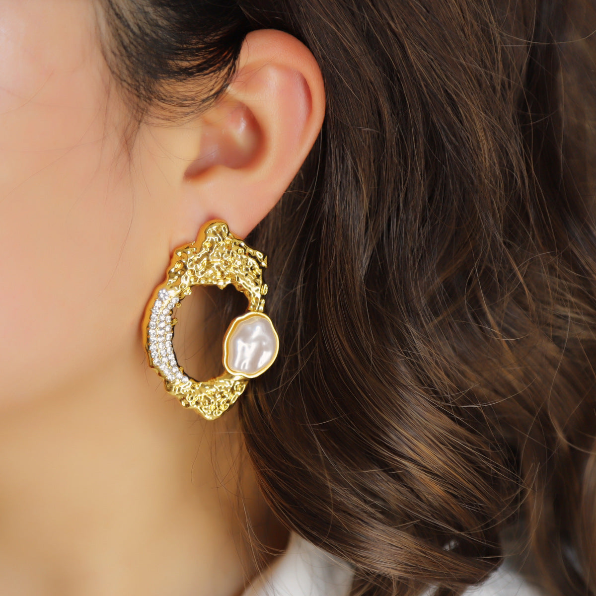 Elegantti Korvarengas jokaiseen tilaisuuteen