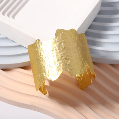 Herkkä käsityö Rannekoru