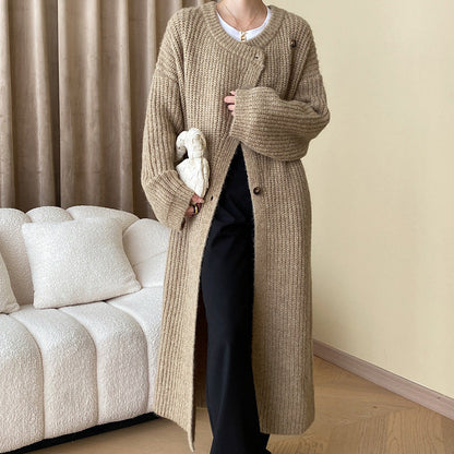 Beautifully Finished Garment in a Timeless Design