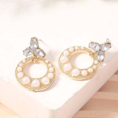 Hurmaava Kulta Korvarengas jokaiseen tilaisuuteen