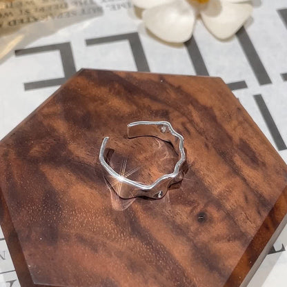 Herkkä käsityö Koru