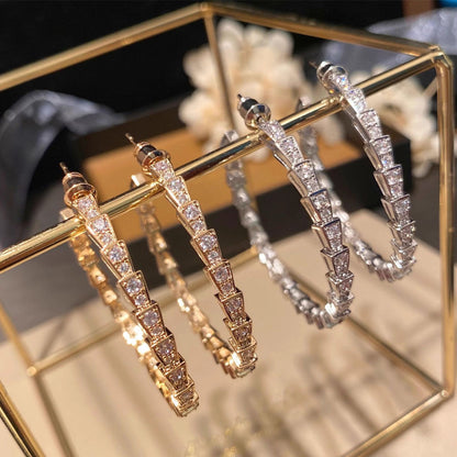 Klassinen Korvarengas ajattomalla viehätyksellä