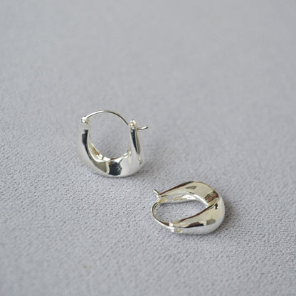 Herkkä käsityö Korvarengas