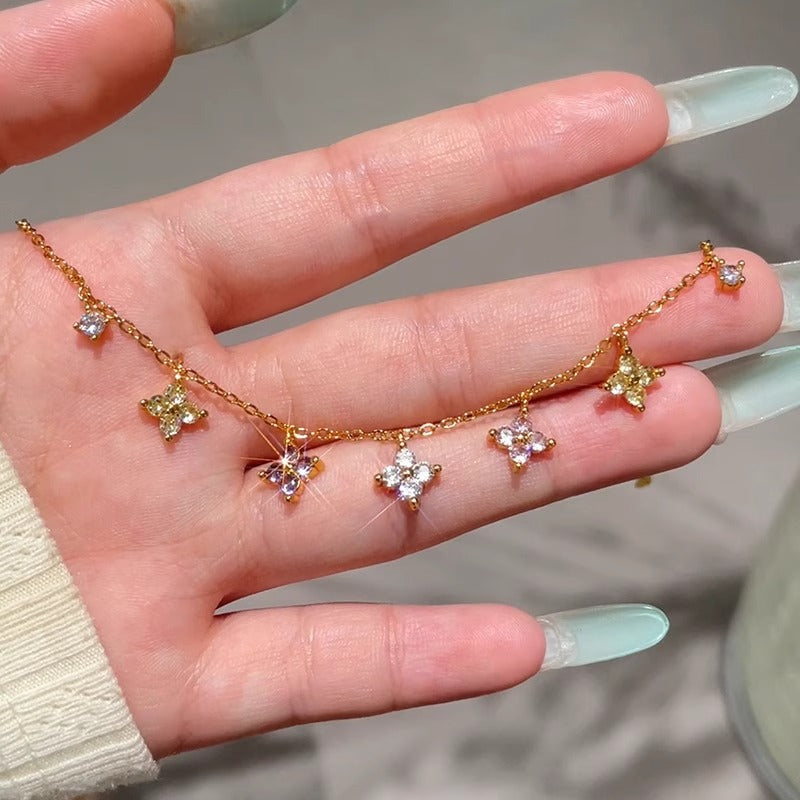 Klassinen Rannekoru ajattomalla viehätyksellä