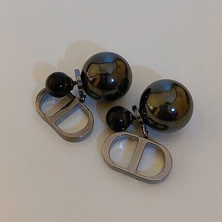 Romanttinen Helmi Korvarengas erityisiin hetkiin