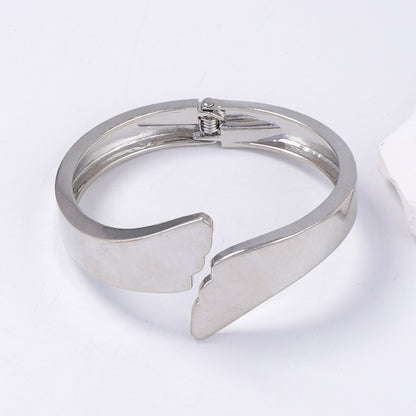 Elegantti Rannekoru jokaiseen tilaisuuteen