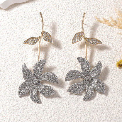 Hurmaava Korvarengas jokaiseen tilaisuuteen