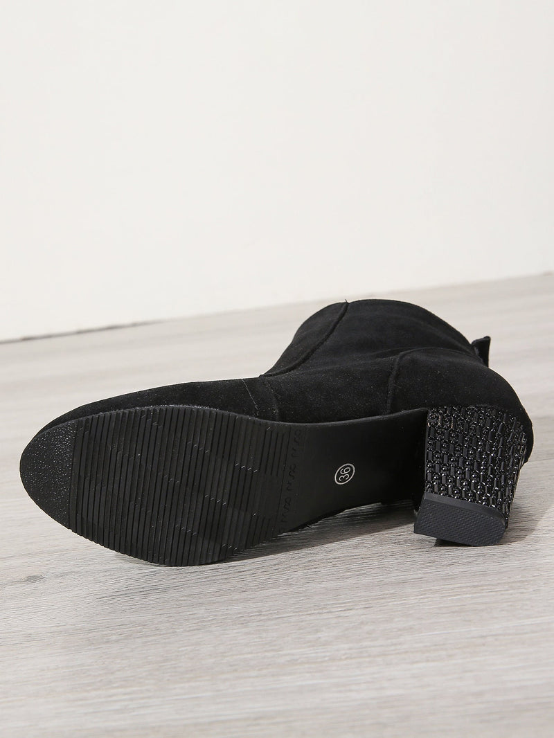 Chic Orthopedic Boots with Unique Design