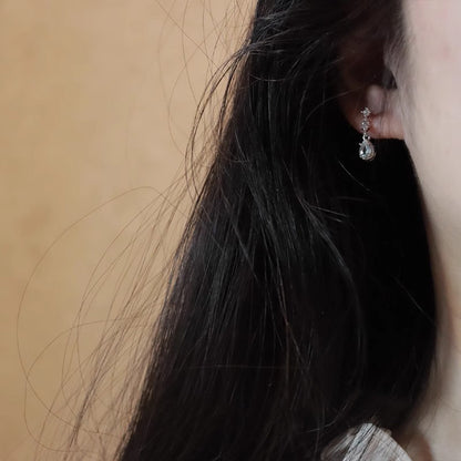 Klassinen Korvarengas ajattomalla viehätyksellä