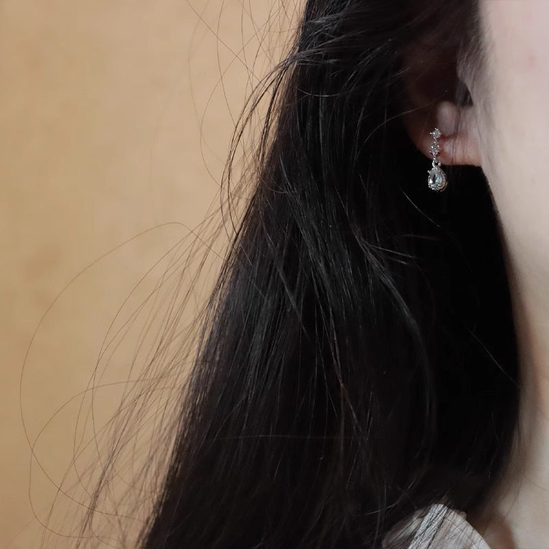 Klassinen Korvarengas ajattomalla viehätyksellä