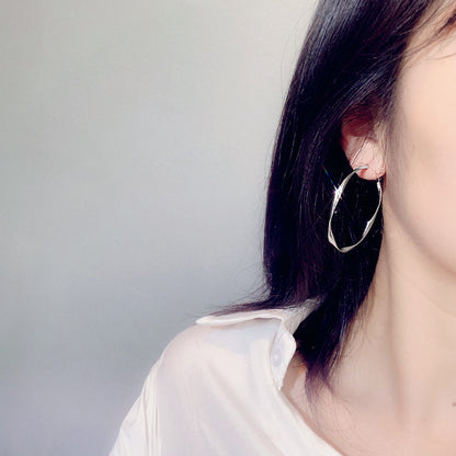 Käsintehty vintage Korvarengas