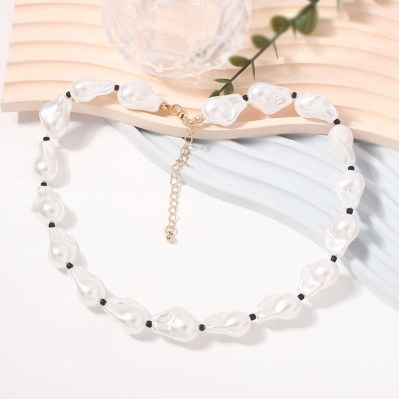 Hurmaava Korusetti jokaiseen tilaisuuteen