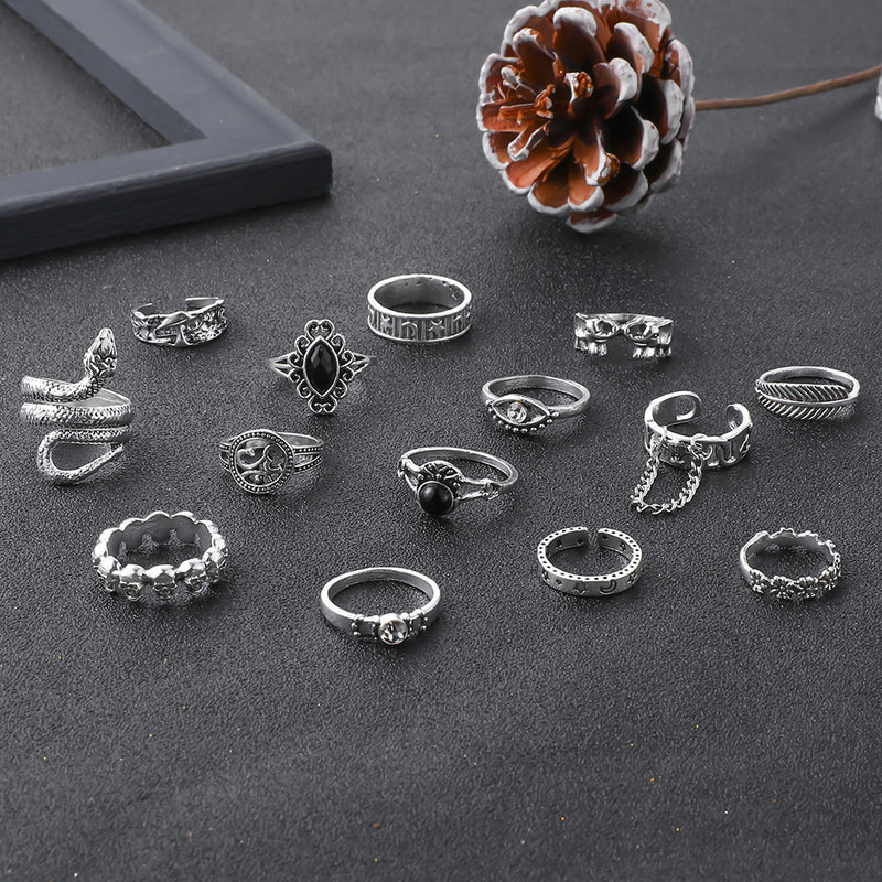 Klassinen Sormus ajattomalla viehätyksellä