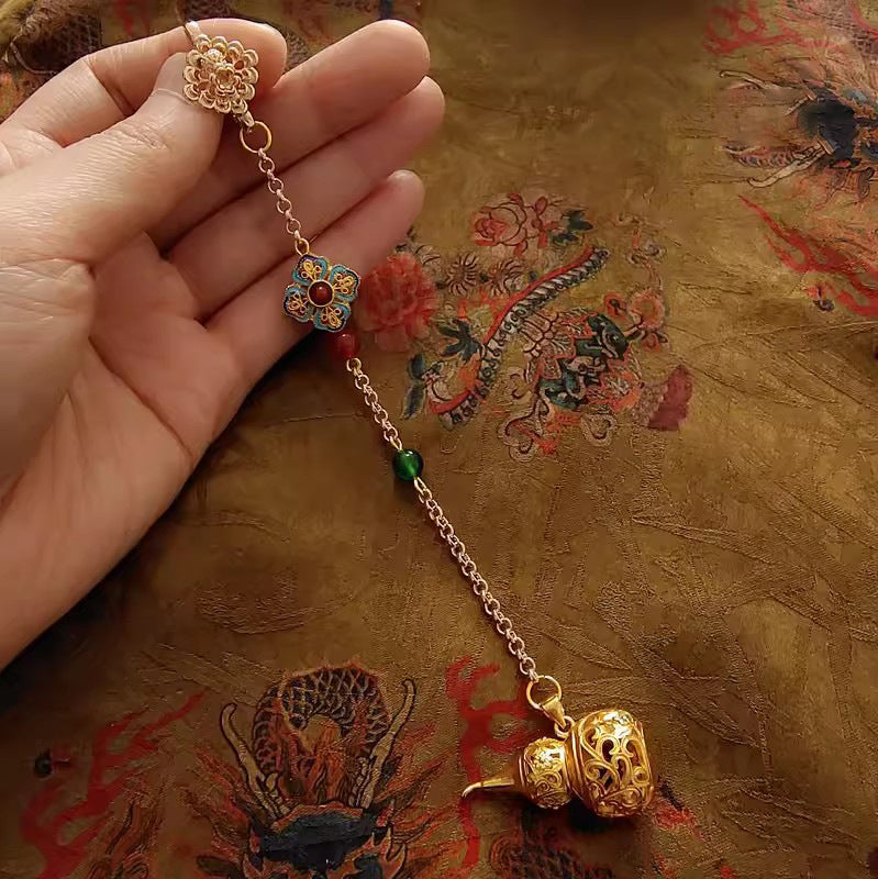 Herkkä käsityö Riipus