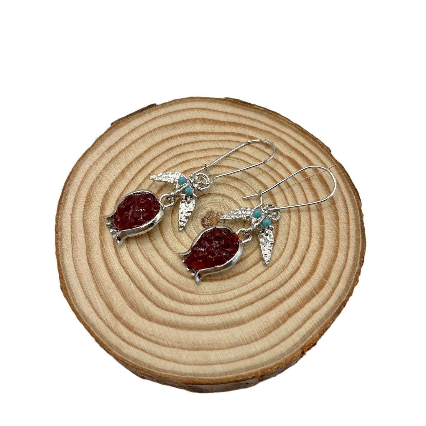 Kaunis Kulta Korvarengas ainutlaatuisella tyylillä