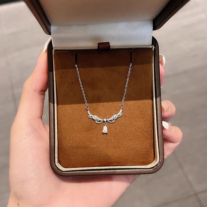 Romanttinen Kaulakoru erityisiin hetkiin