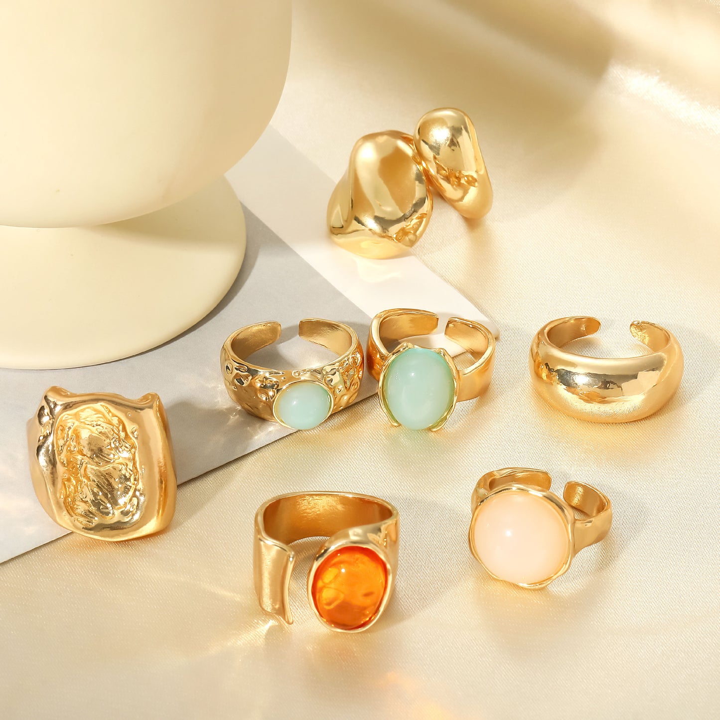 Elegantti Koru jokaiseen tilaisuuteen