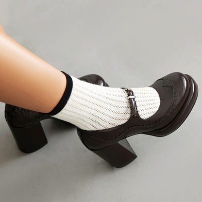 Tyylikkäät Ortopediset Kengät Ainutlaatuisella Muotoilulla