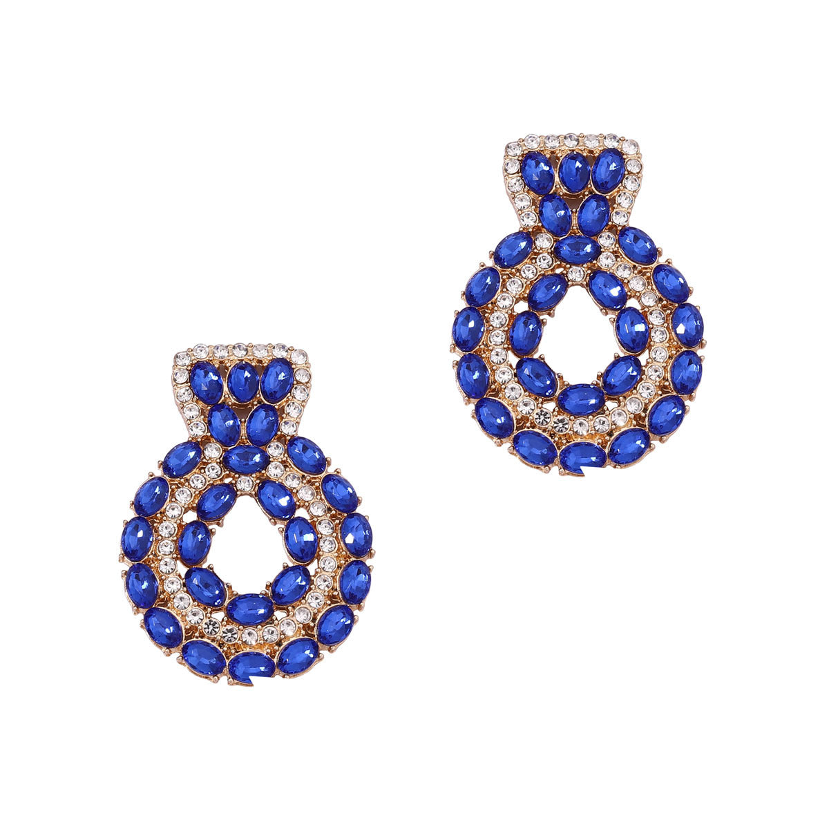 Kaunis Korvarengas ainutlaatuisella tyylillä