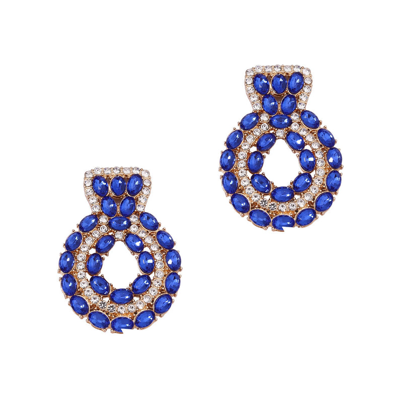 Kaunis Korvarengas ainutlaatuisella tyylillä