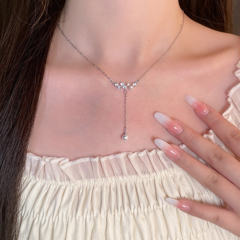 Herkkä käsityö Kaulakoru