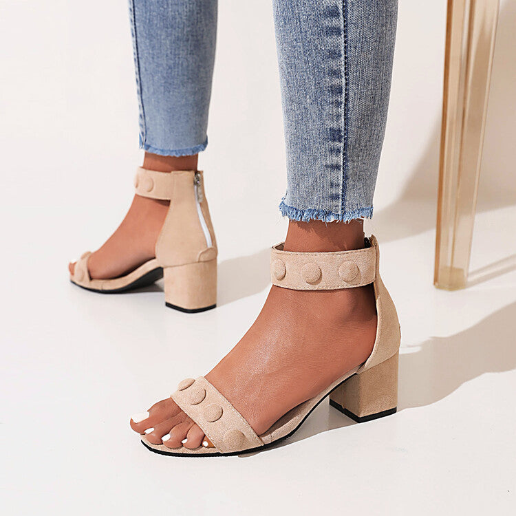 Sulavalinaiset Ortopediset Sandaalit Moderniin Tyyliin