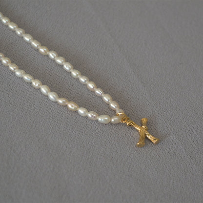 Hurmaava Helmi Kaulakoru jokaiseen tilaisuuteen