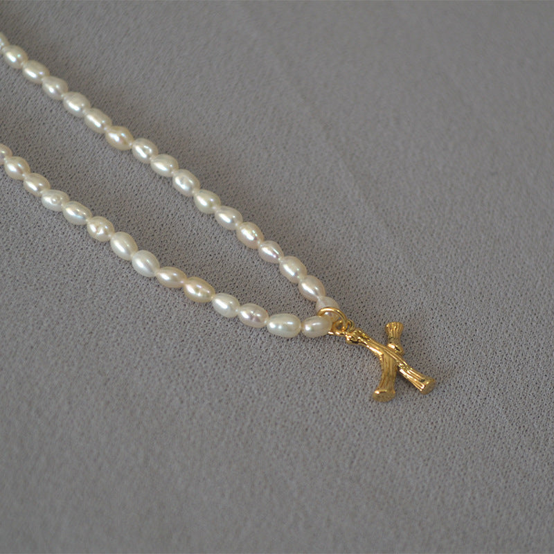 Hurmaava Helmi Kaulakoru jokaiseen tilaisuuteen