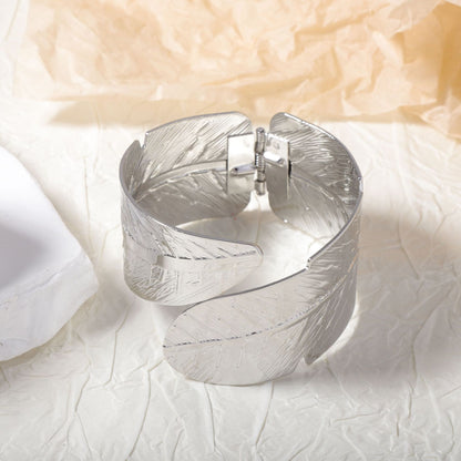 Kaunis Rannekoru ainutlaatuisella tyylillä