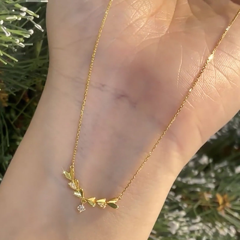 Herkkä käsityö Koru