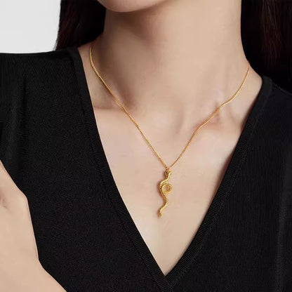 Kaunis Kulta Kaulakoru ainutlaatuisella tyylillä