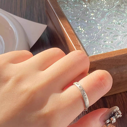 Hurmaava Sormus jokaiseen tilaisuuteen