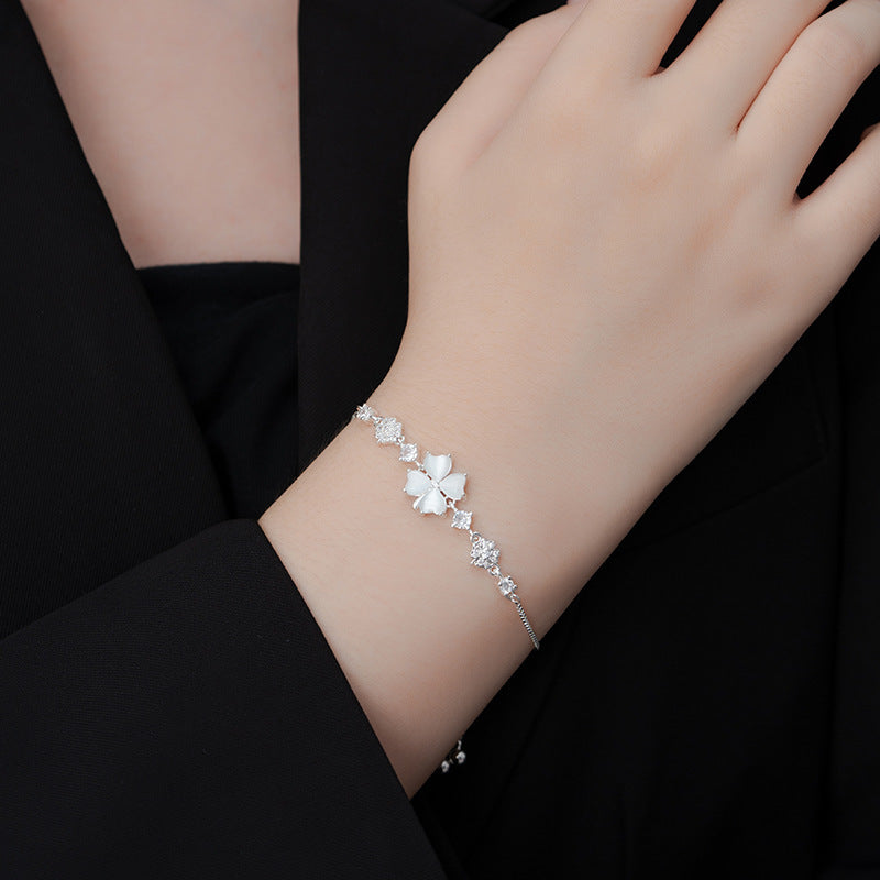 Käsintehty vintage Koru