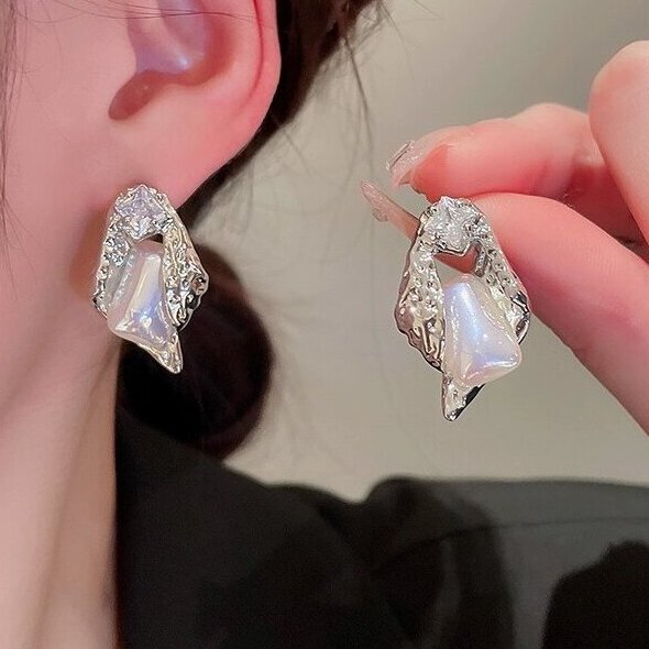 Upea Helmi Korvarengas päivittäiseen käyttöön