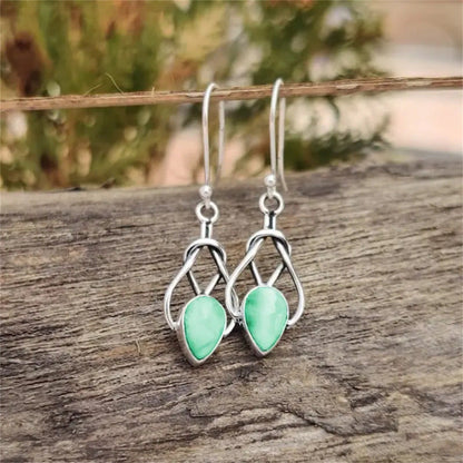 Kaunis Sormus ainutlaatuisella tyylillä