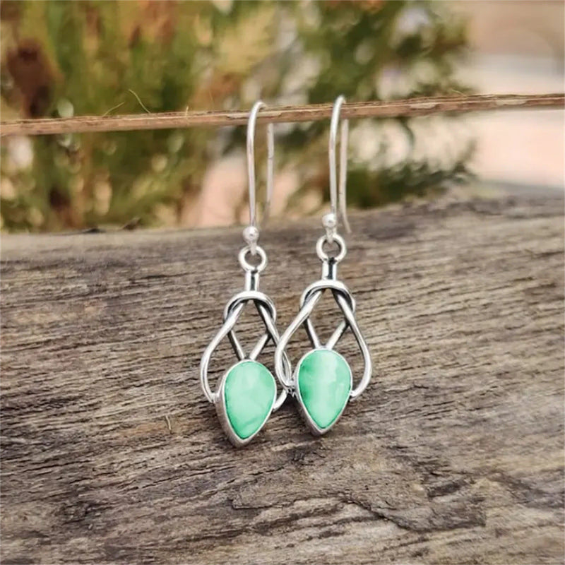 Kaunis Sormus ainutlaatuisella tyylillä